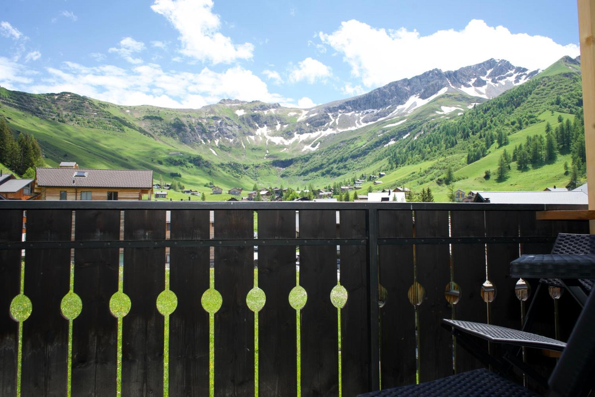 Vögeli Alpenhotel Malbun Exterior foto