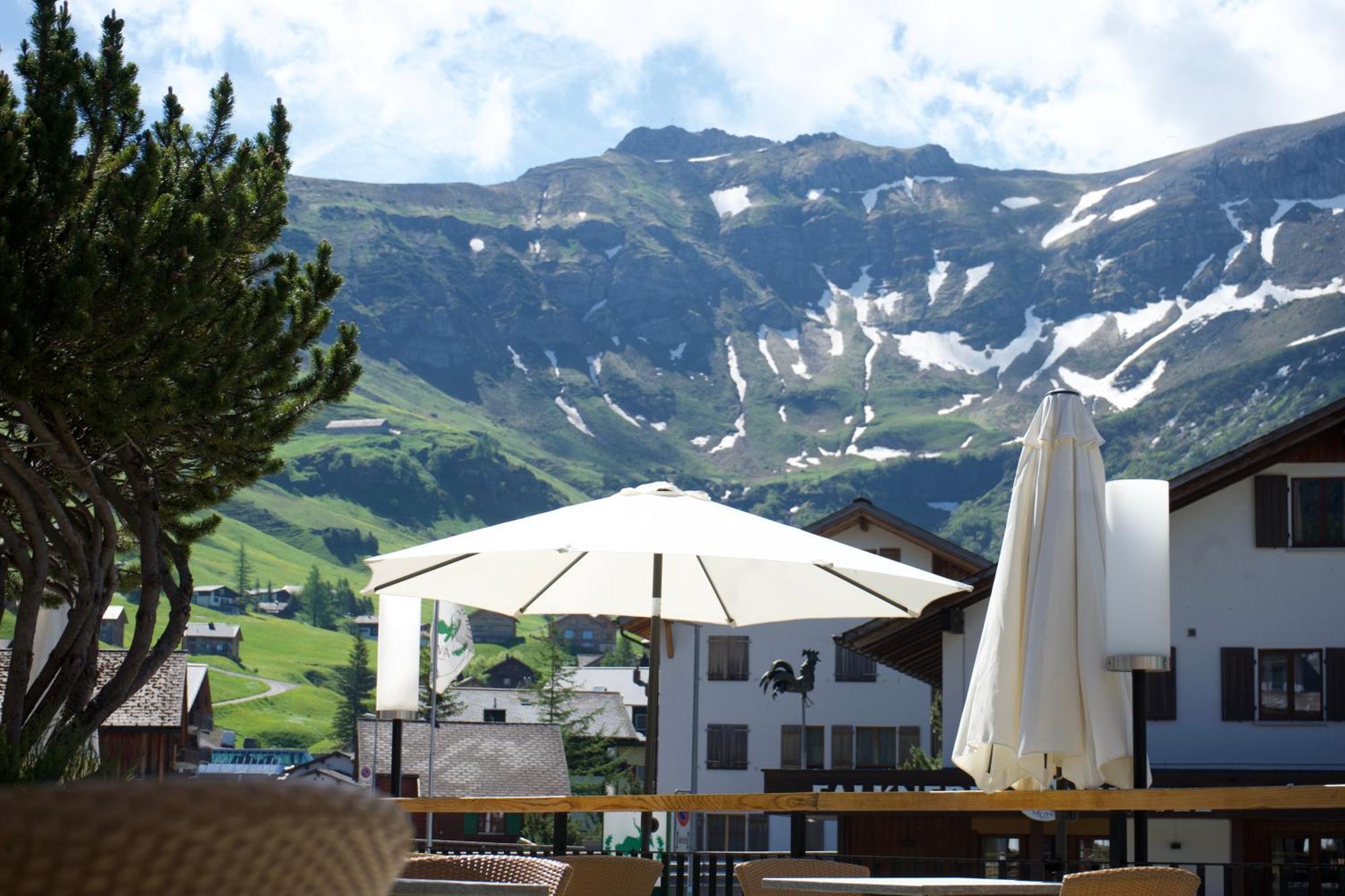 Vögeli Alpenhotel Malbun Exterior foto